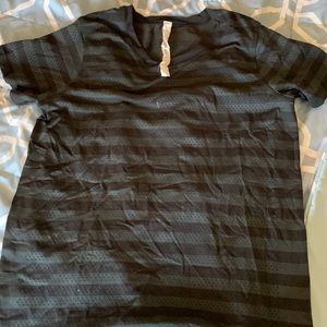 Lululemon shirt